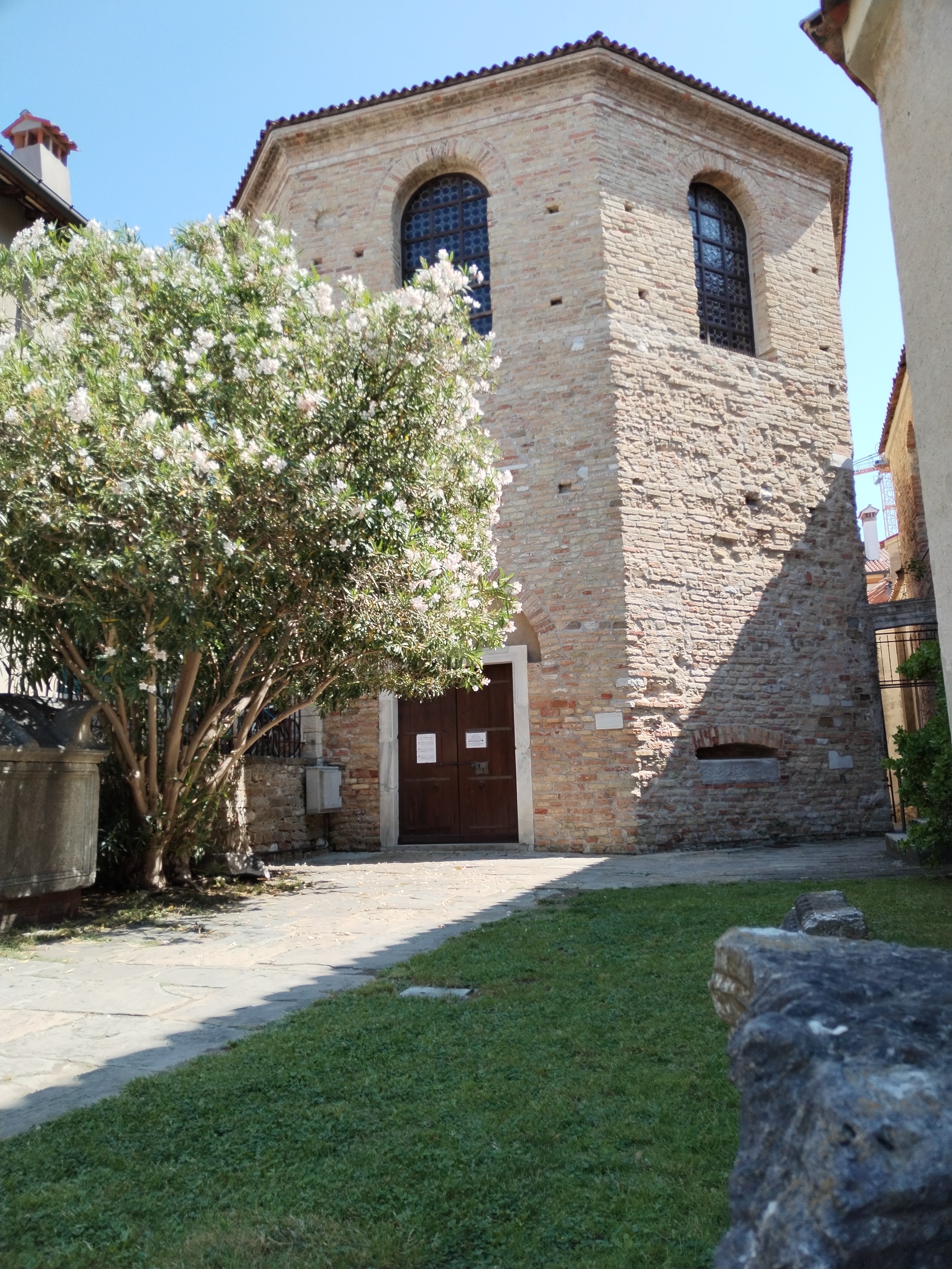 Battistero Basilica S. Eufemia