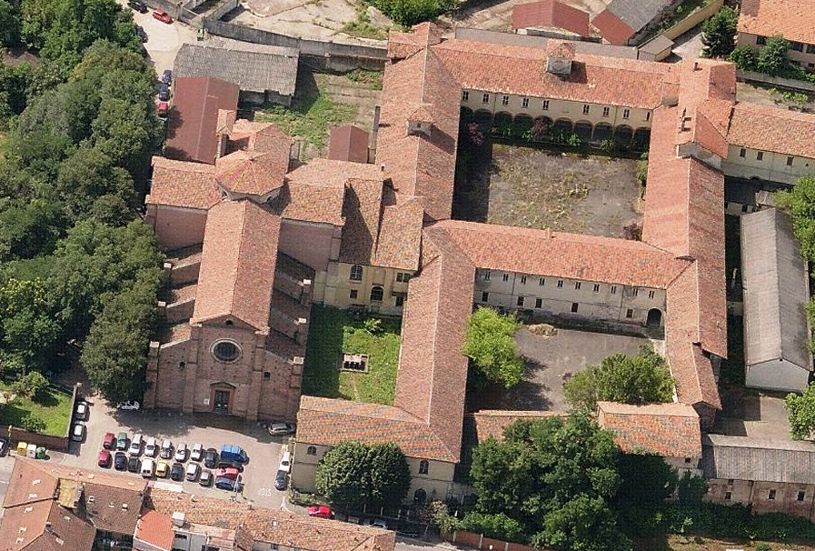 Chiesa San Salvatore - Piccolo Chiostro