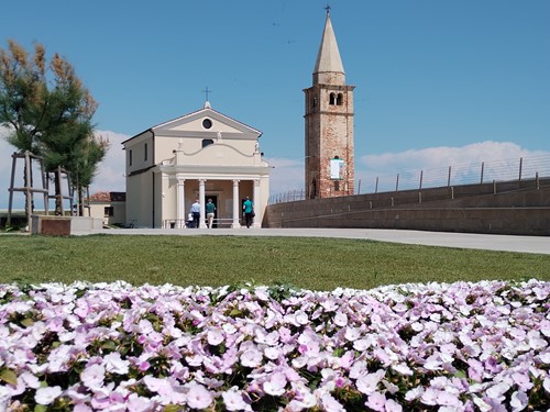 chiesa-caorle-umidita